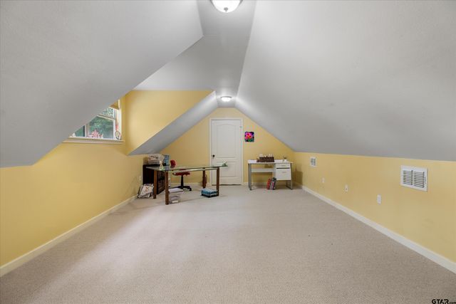 18551 Lazy Lane, Flint, TX 75762