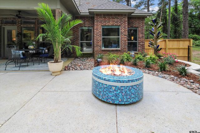 18551 Lazy Lane, Flint, TX 75762