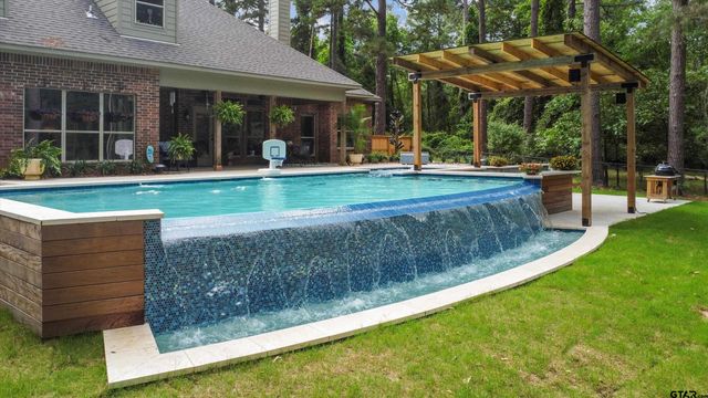 18551 Lazy Lane, Flint, TX 75762