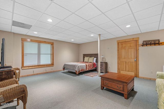 2202 Price Cove Road, Sevierville, TN 37876