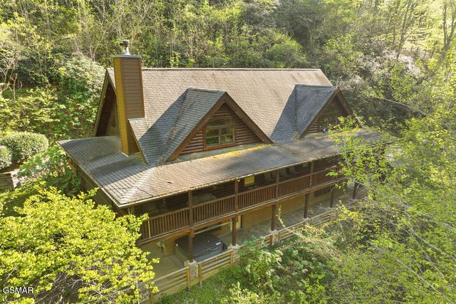 2202 Price Cove Road, Sevierville, TN 37876