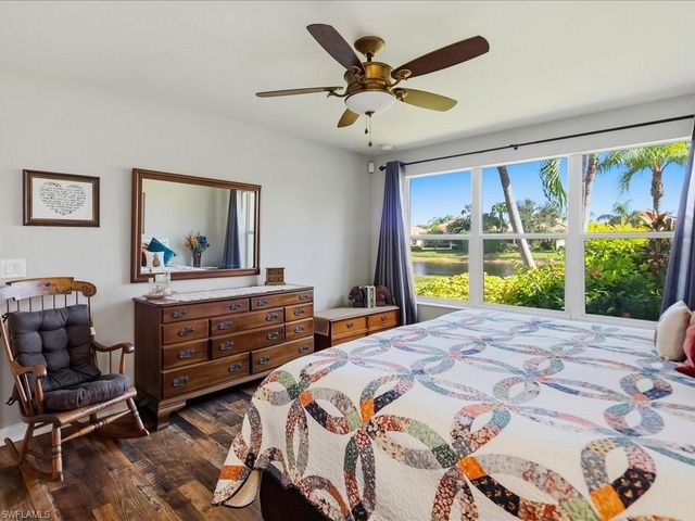 8647 Genova CT, Naples, FL 34114