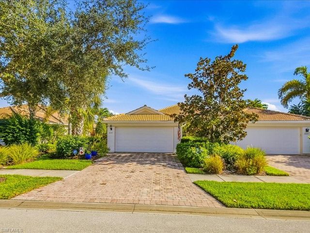 8647 Genova CT, Naples, FL 34114