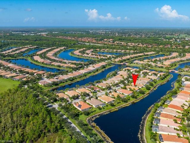8647 Genova CT, Naples, FL 34114