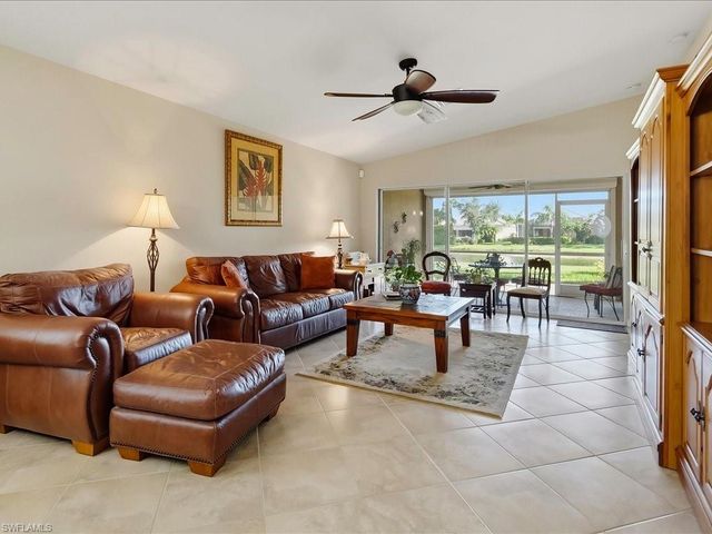8647 Genova CT, Naples, FL 34114