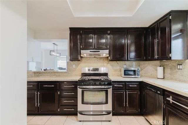 6301 Honolulu Avenue 50, Tujunga, CA 91042