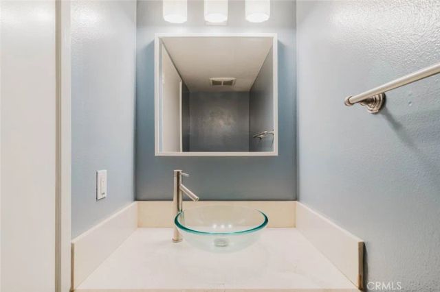 6301 Honolulu Avenue 50, Tujunga, CA 91042