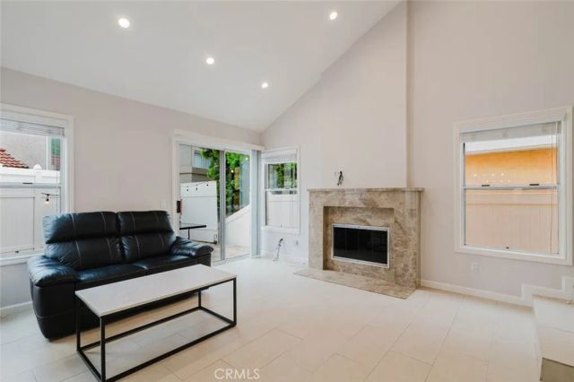 6301 Honolulu Avenue 50, Tujunga, CA 91042