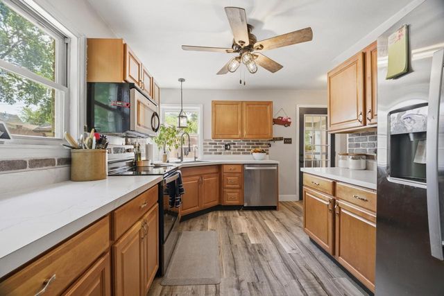 609 W Mackie STREET, Beaver Dam, WI 53916