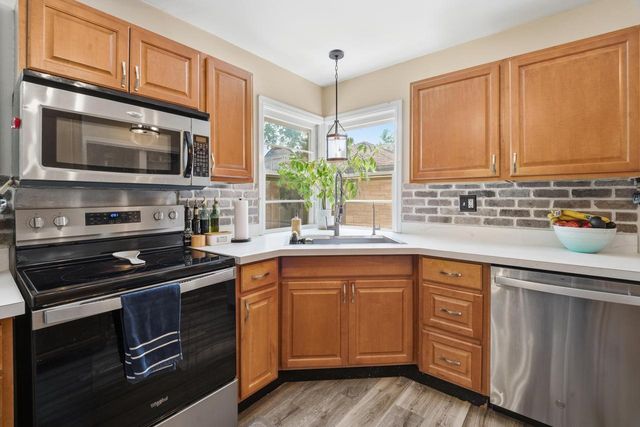 609 W Mackie STREET, Beaver Dam, WI 53916