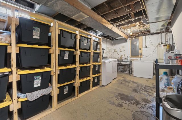 609 W Mackie STREET, Beaver Dam, WI 53916