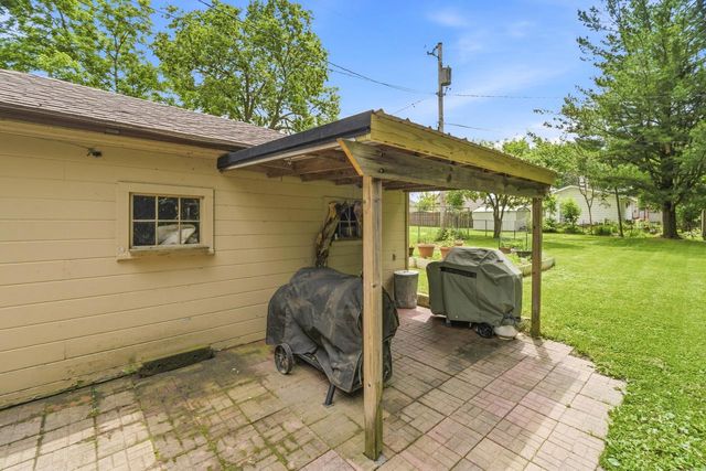 609 W Mackie STREET, Beaver Dam, WI 53916