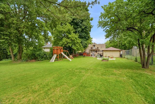 609 W Mackie STREET, Beaver Dam, WI 53916