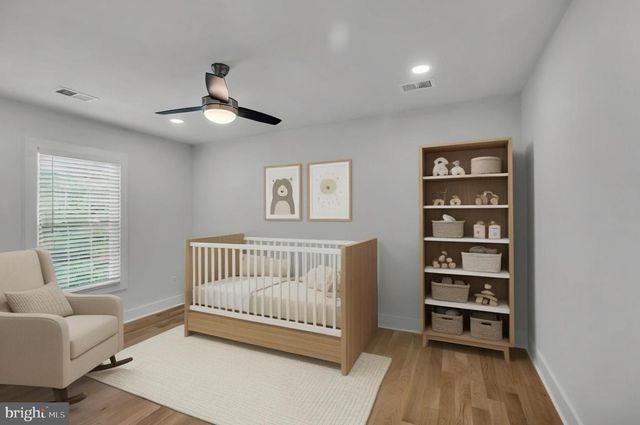 12111 WALNUT BRANCH RD, Reston, VA 20194
