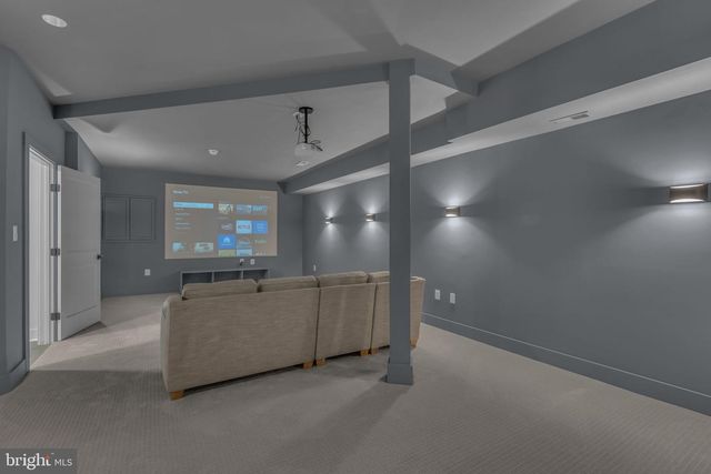 12111 WALNUT BRANCH RD, Reston, VA 20194