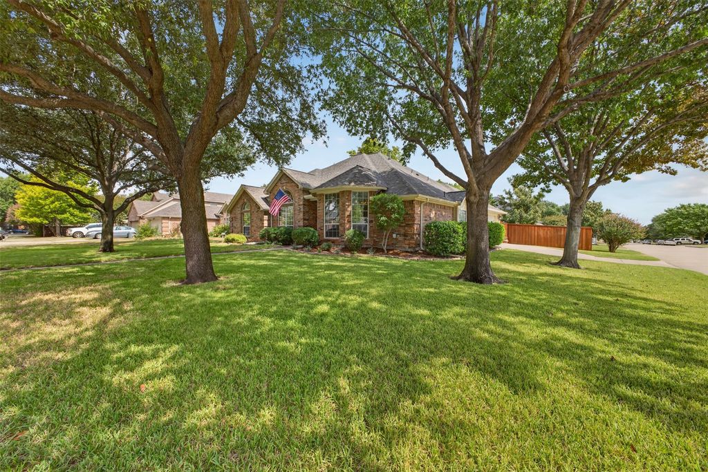1600 Churchill Lane, Mansfield, TX 76063 — photo 3