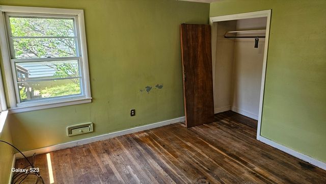 543 Chandler St, Worcester, MA 01602