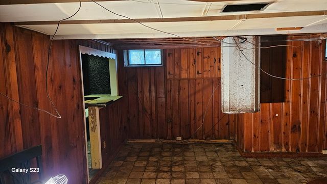 543 Chandler St, Worcester, MA 01602