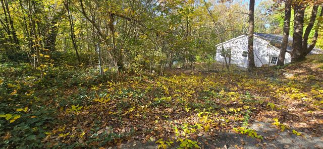 408 Hollywood Drive, Rossville, GA 30741