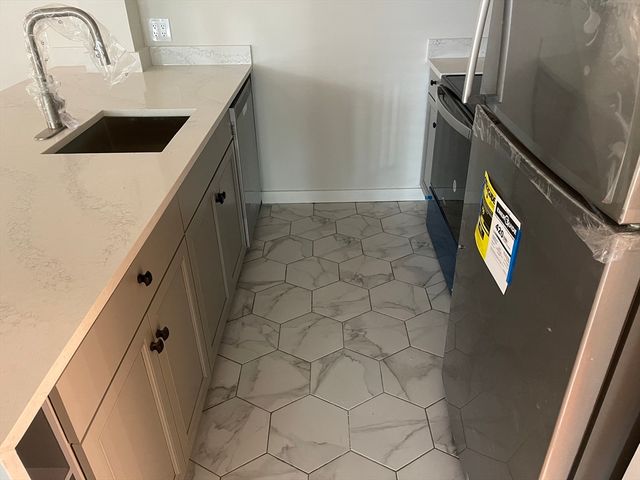 217 Thorndike 108, Cambridge, MA 02141
