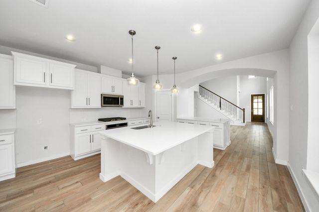 143 Lukewood Circle, Conroe, TX 77318