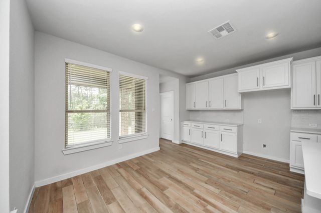 143 Lukewood Circle, Conroe, TX 77318