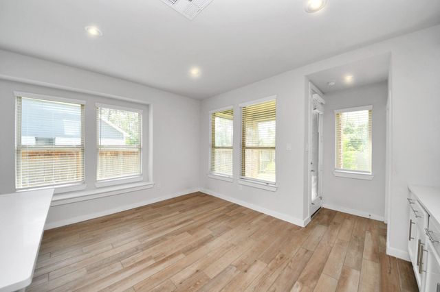 143 Lukewood Circle, Conroe, TX 77318