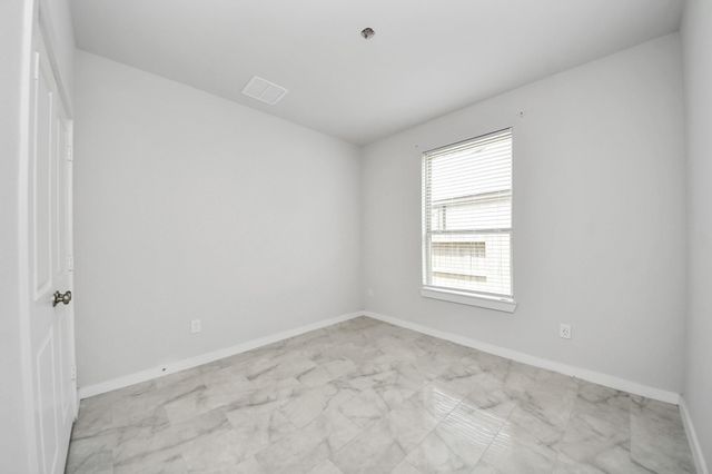 143 Lukewood Circle, Conroe, TX 77318