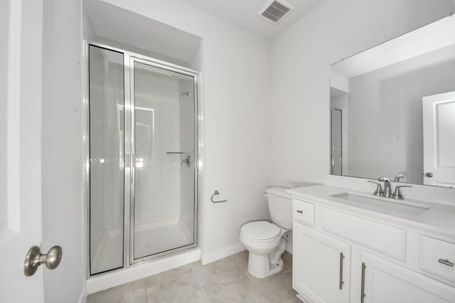 143 Lukewood Circle, Conroe, TX 77318