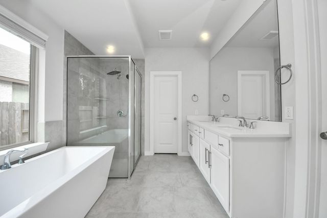 143 Lukewood Circle, Conroe, TX 77318