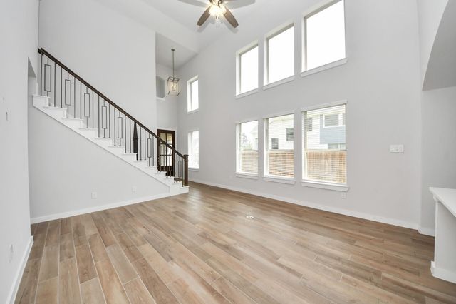 143 Lukewood Circle, Conroe, TX 77318