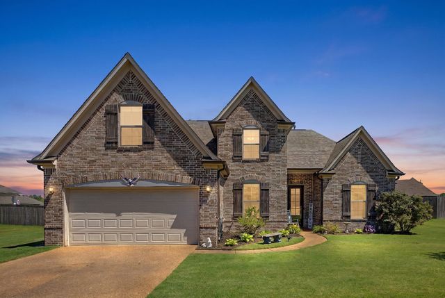 160 OAK HOLLOW DR, Oakland, TN 38060