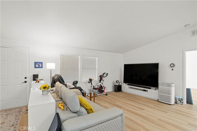 11250 Beach Blvd 144, Stanton, CA 90680