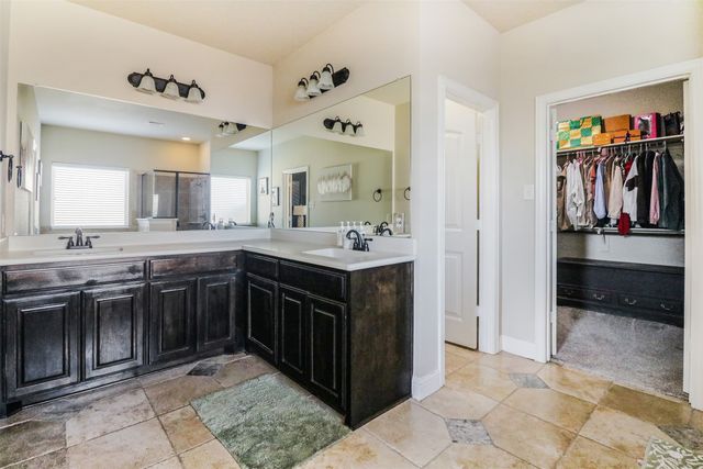 230 Sandy Way, Red Oak, TX 75154