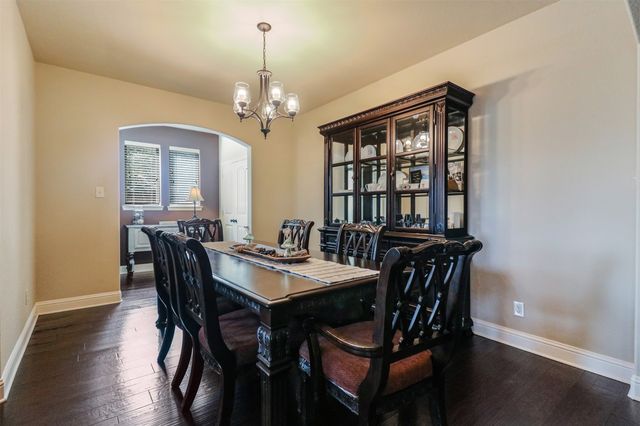 230 Sandy Way, Red Oak, TX 75154