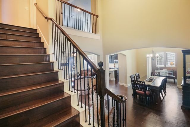 230 Sandy Way, Red Oak, TX 75154