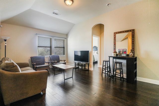 230 Sandy Way, Red Oak, TX 75154