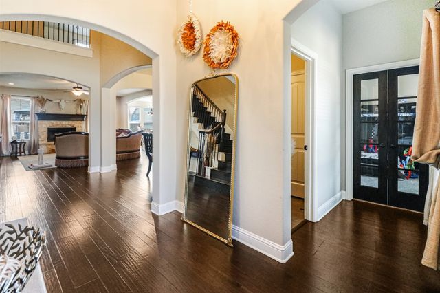 230 Sandy Way, Red Oak, TX 75154