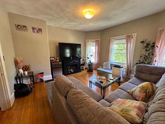 31 Beltran St 2, Malden, MA 02148