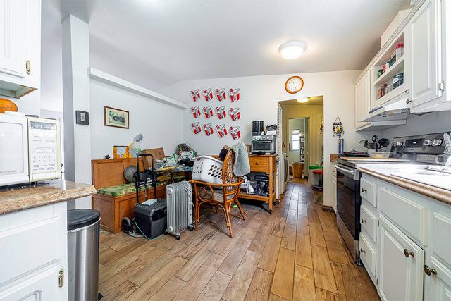 10376 Sterling Creek Road, Jacksonville, OR 97530