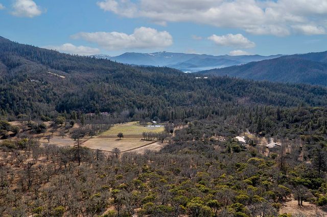 10376 Sterling Creek Road, Jacksonville, OR 97530