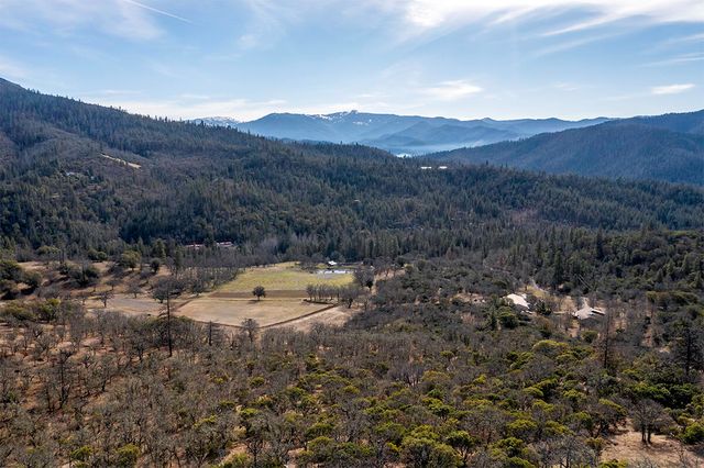 10376 Sterling Creek Road, Jacksonville, OR 97530