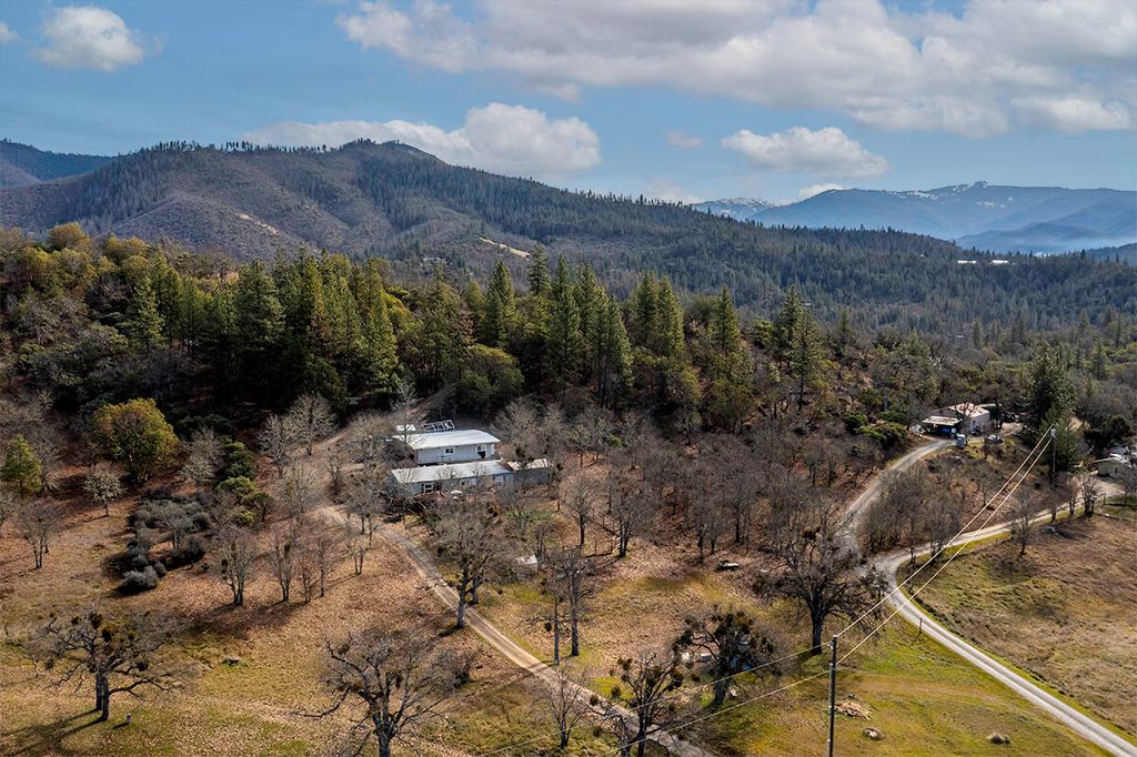 10376 Sterling Creek Road, Jacksonville, OR 97530