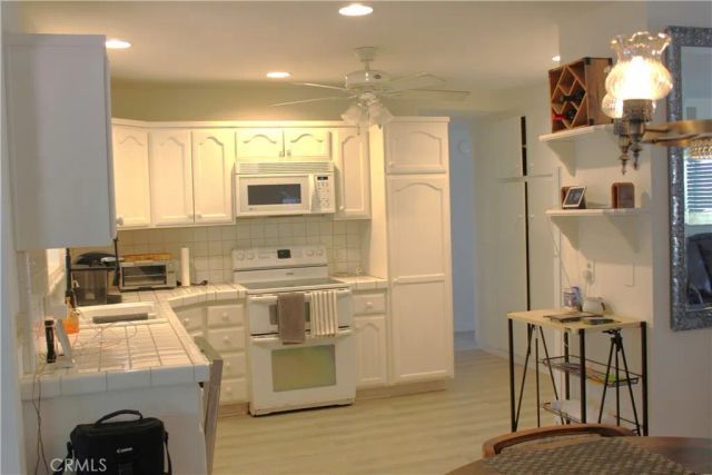 1661 W Wesley Place, Hemet, CA 92543