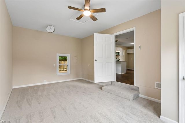 859 Cheyenne DR, Newport News, VA 23608