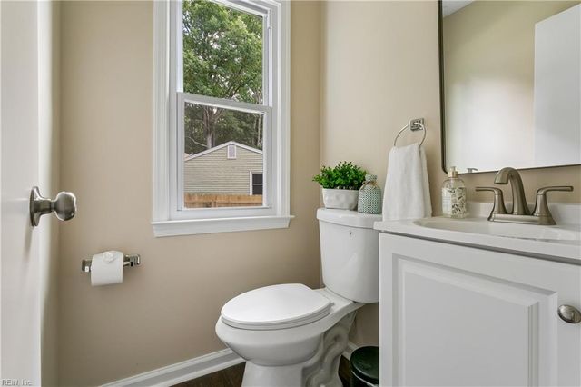 859 Cheyenne DR, Newport News, VA 23608