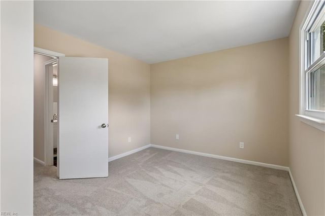 859 Cheyenne DR, Newport News, VA 23608