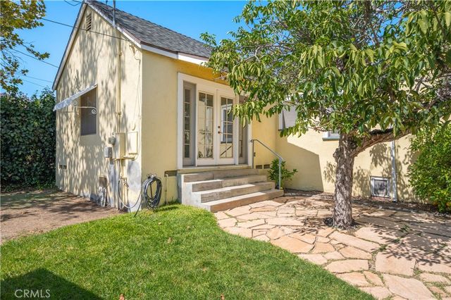 2024 Beverly, Pasadena, CA 91104