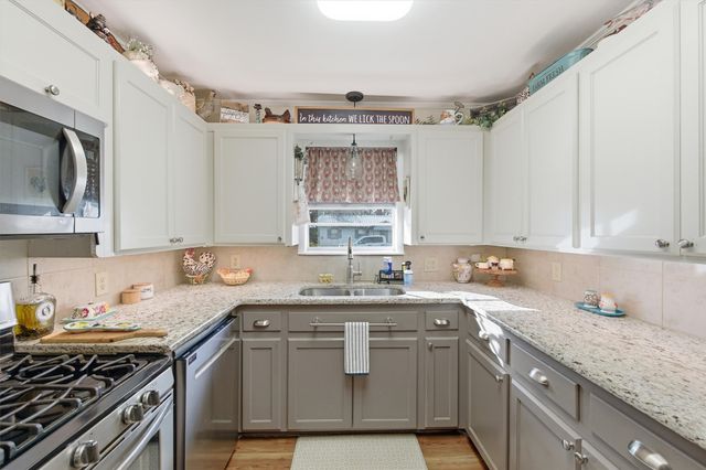 515 Pecan Street, Collinsville, TX 76233