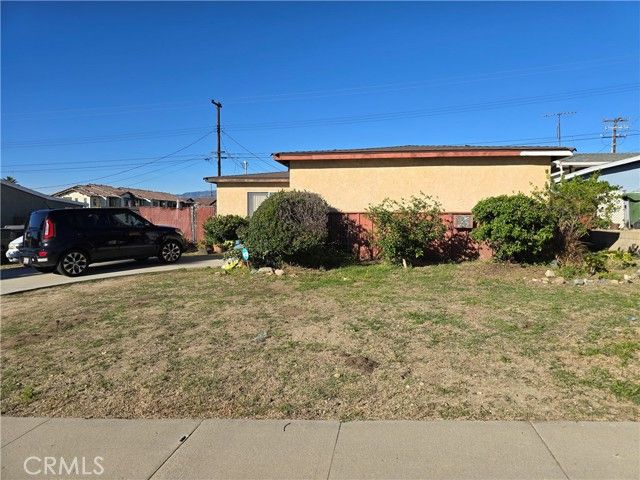 887 Carlotta Court, Redlands, CA 92374